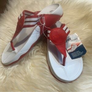 SALE! Fitflop leg toning sandals reduces joint strain arch support thong.